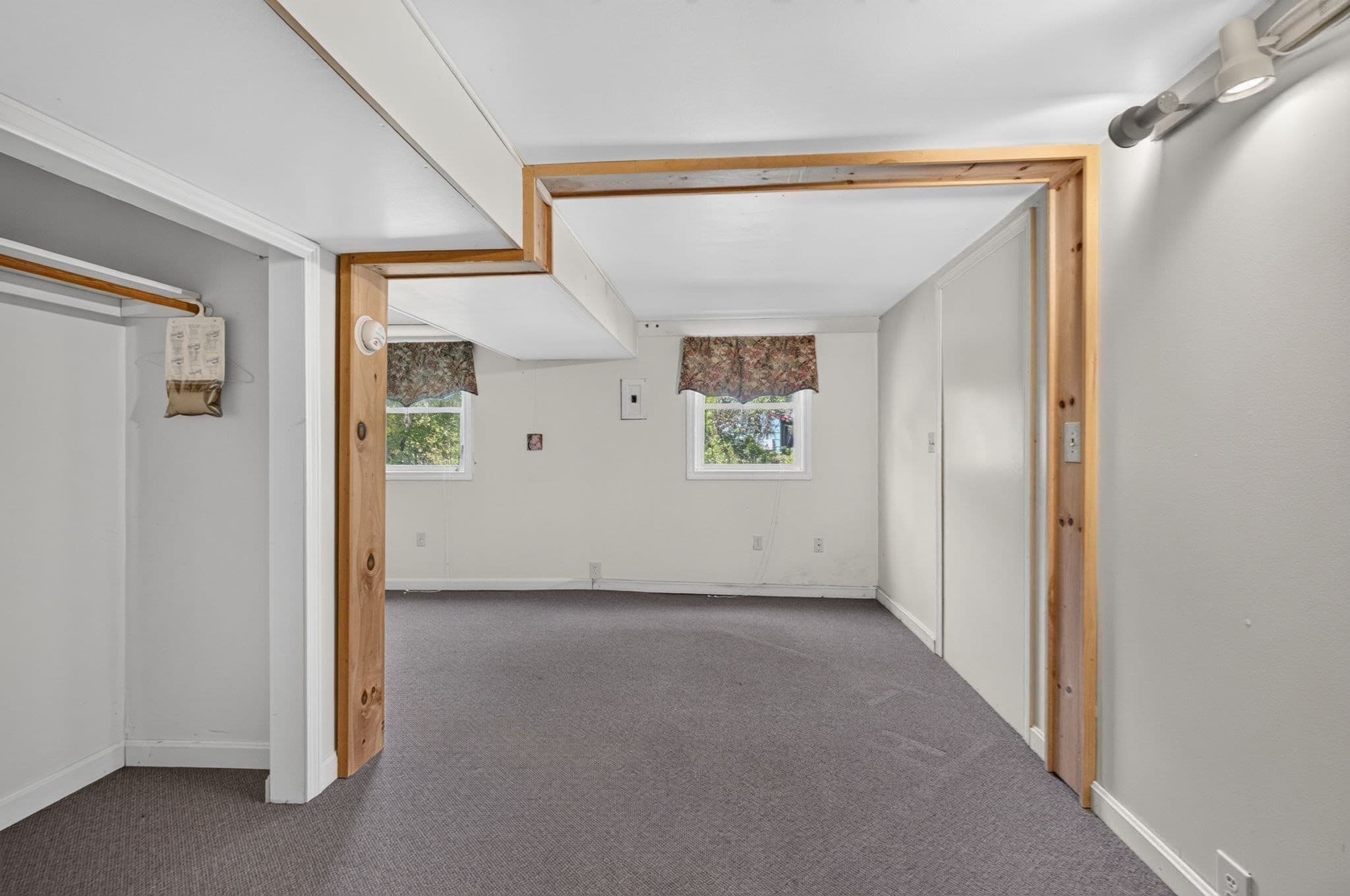 Single Family Residence at 12 Sunset, Derry NH 03038, Derry, photo 31 of 35