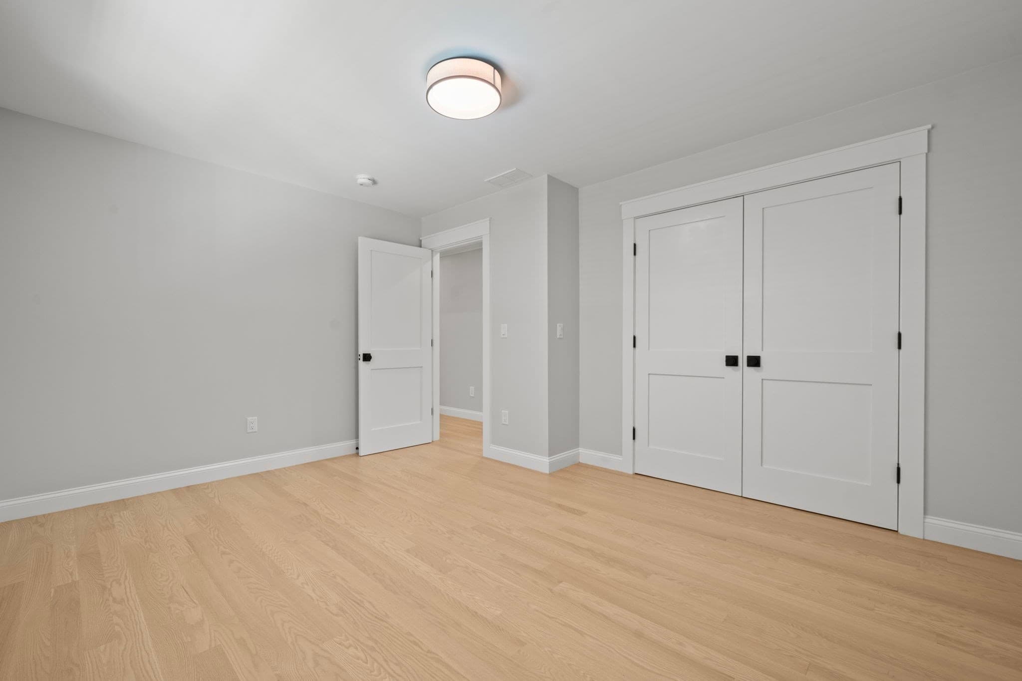 Single Family Residence at 158 Lake St, Wilmington MA 01887, Wilmington, photo 26 of 34