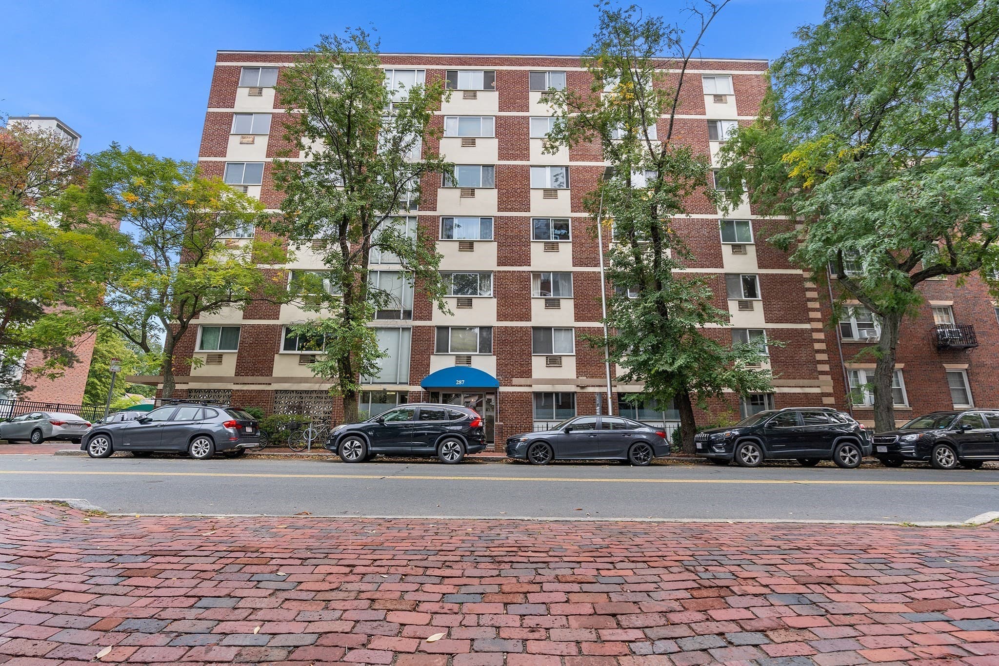 Condominium at 287 Harvard St # 26, Cambridge MA 02139, Cambridge, photo 22 of 25