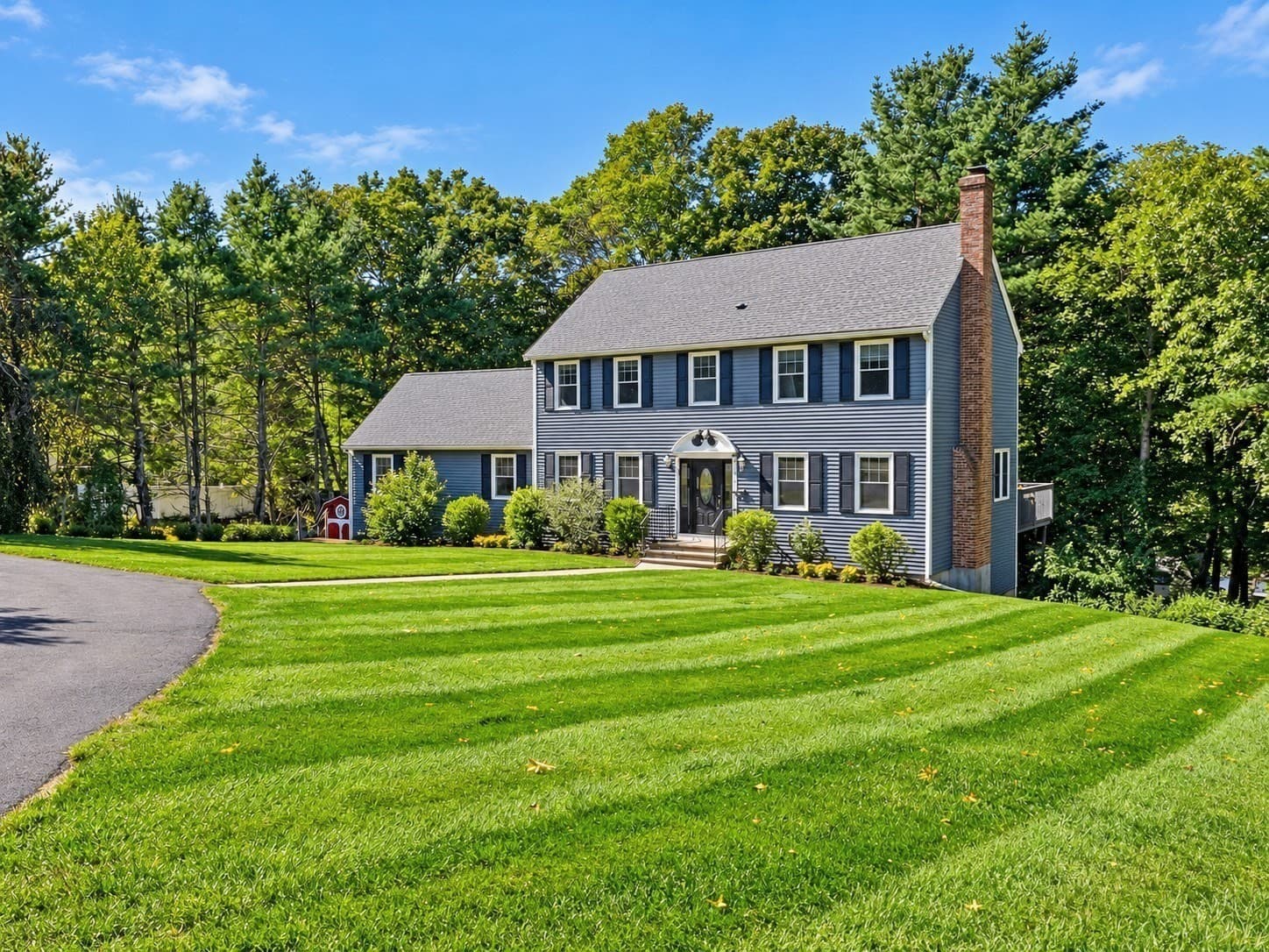 6 Rhonda Rheault Dr., Oxford MA 01540