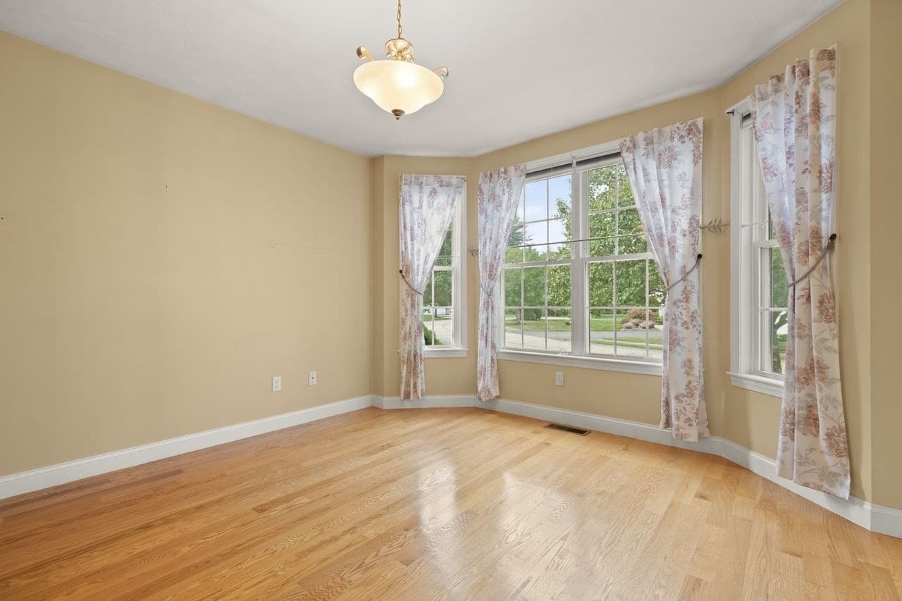 Single Family Residence at 36 Shannon Marie Way, Easton MA 02356, Easton, photo 5 of 42