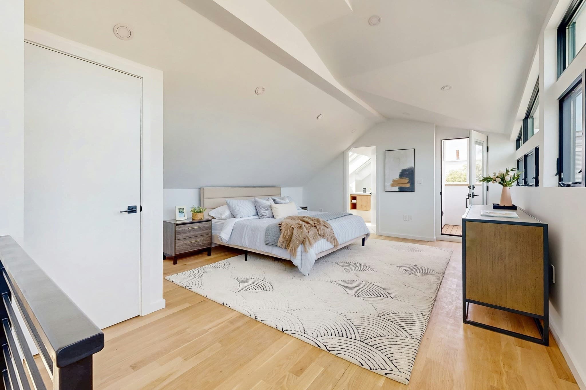 Condominium at 131-135 Charles Street # 133, Cambridge MA 02141, Cambridge, photo 10 of 16