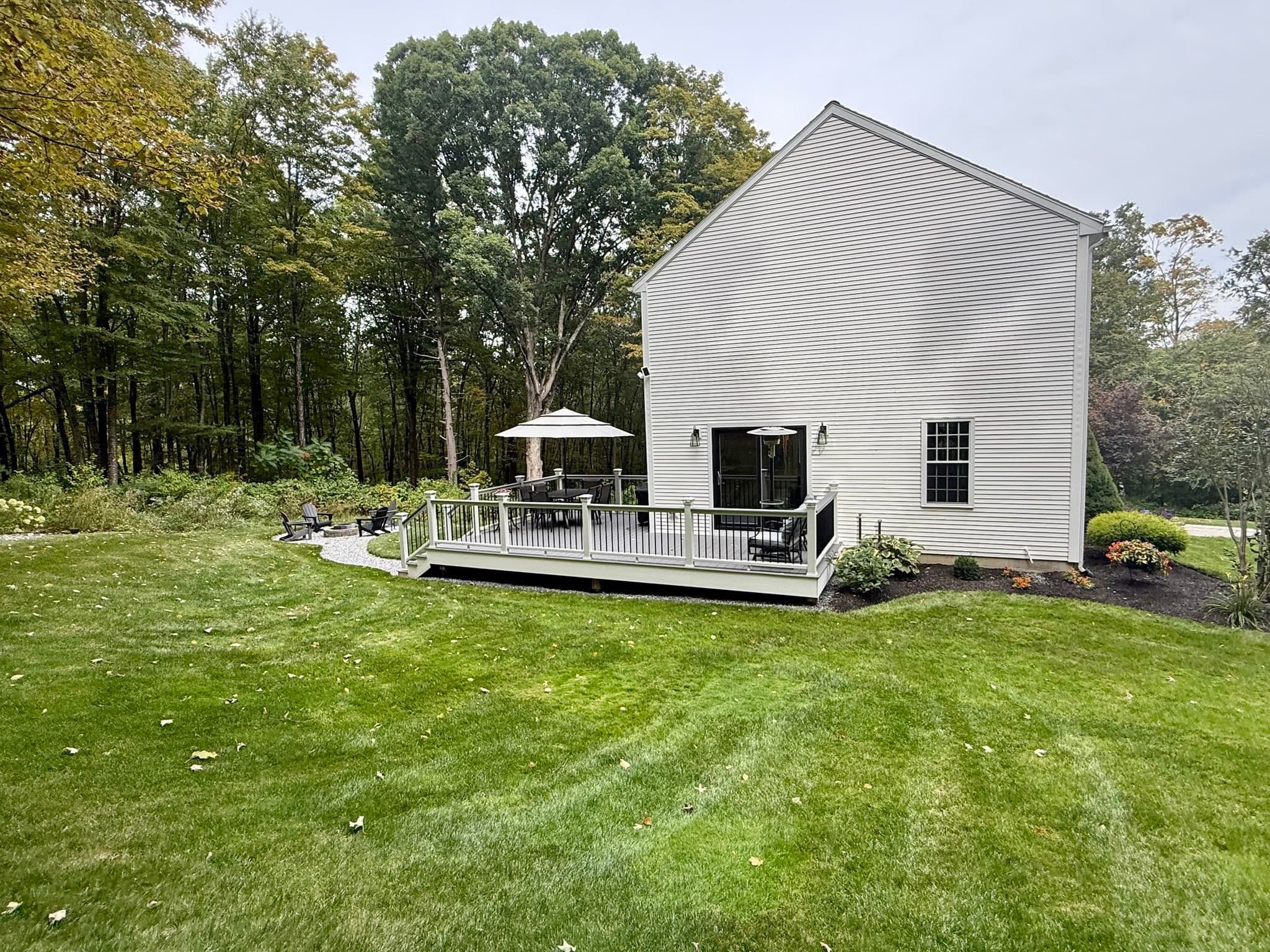 Single Family Residence at 823 Moore Rd, New Braintree MA 01531, New Braintree, photo 5 of 21