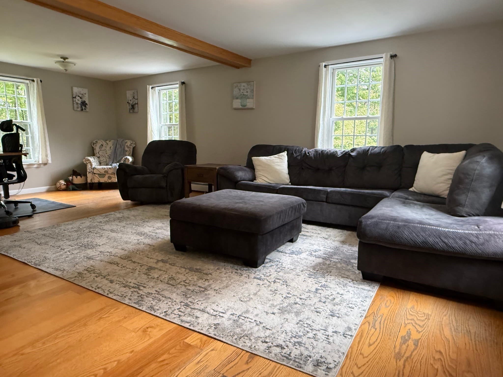 Single Family Residence at 823 Moore Rd, New Braintree MA 01531, New Braintree, photo 9 of 21