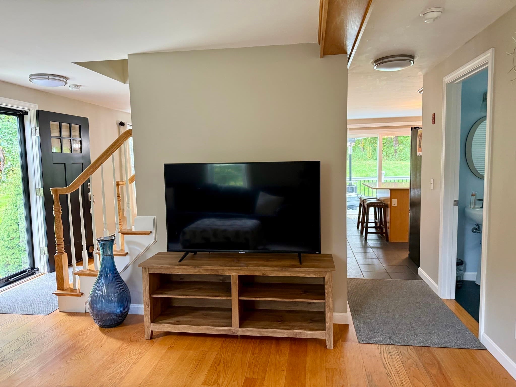 Single Family Residence at 823 Moore Rd, New Braintree MA 01531, New Braintree, photo 10 of 21