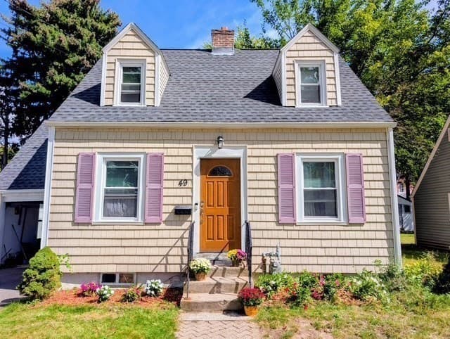 Single Family Residence at 49 Carew Terrace, Springfield MA 01104, Springfield, photo 2 of 17