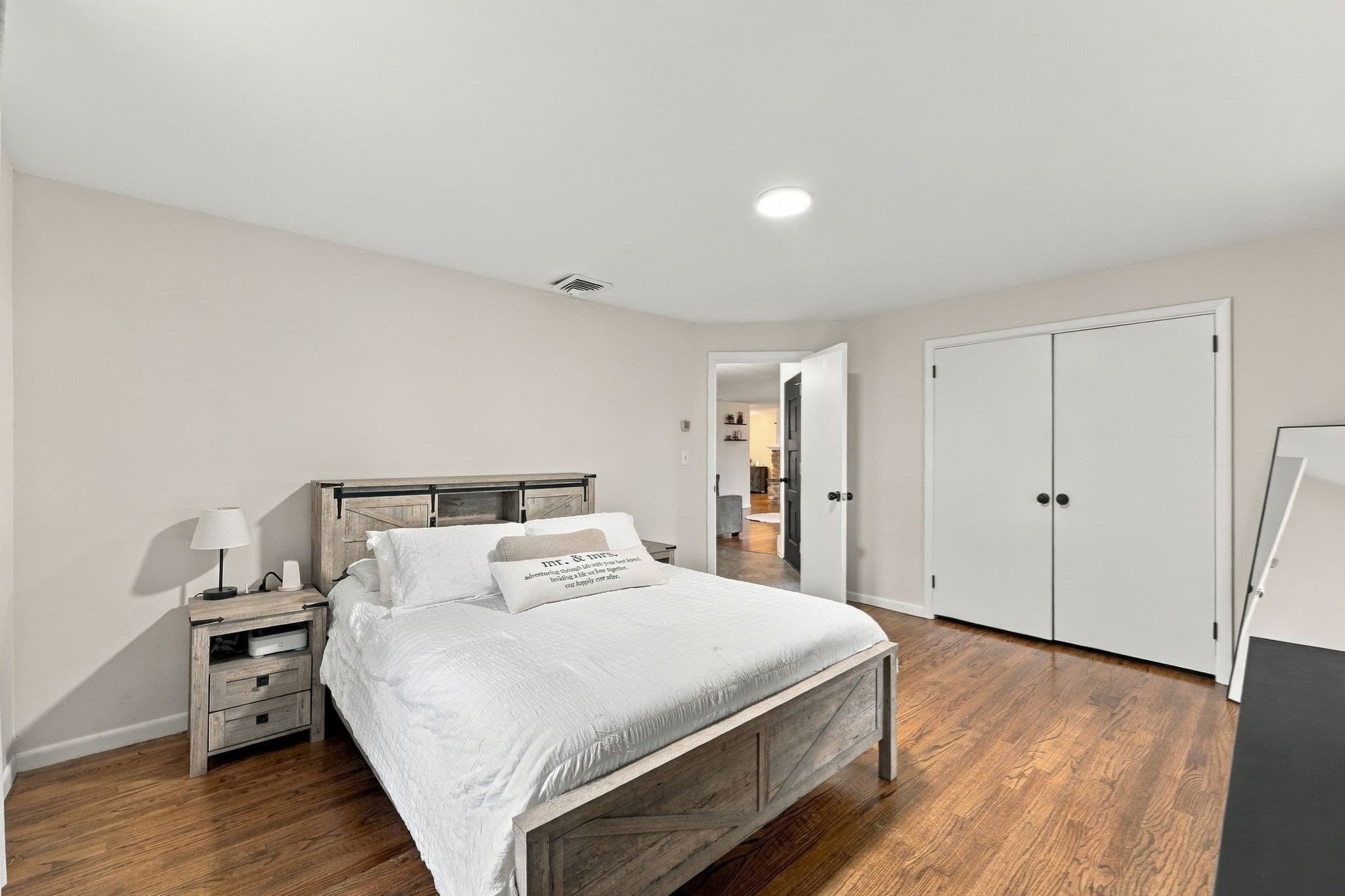 Single Family Residence at 17 Oakridge St, Ludlow MA 01056, Ludlow, photo 16 of 33