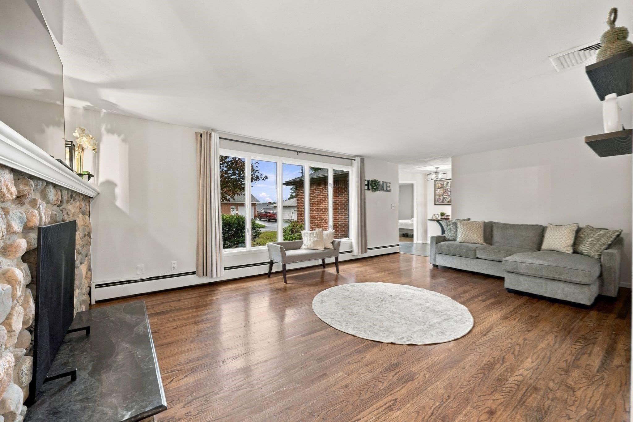 Single Family Residence at 17 Oakridge St, Ludlow MA 01056, Ludlow, photo 11 of 33