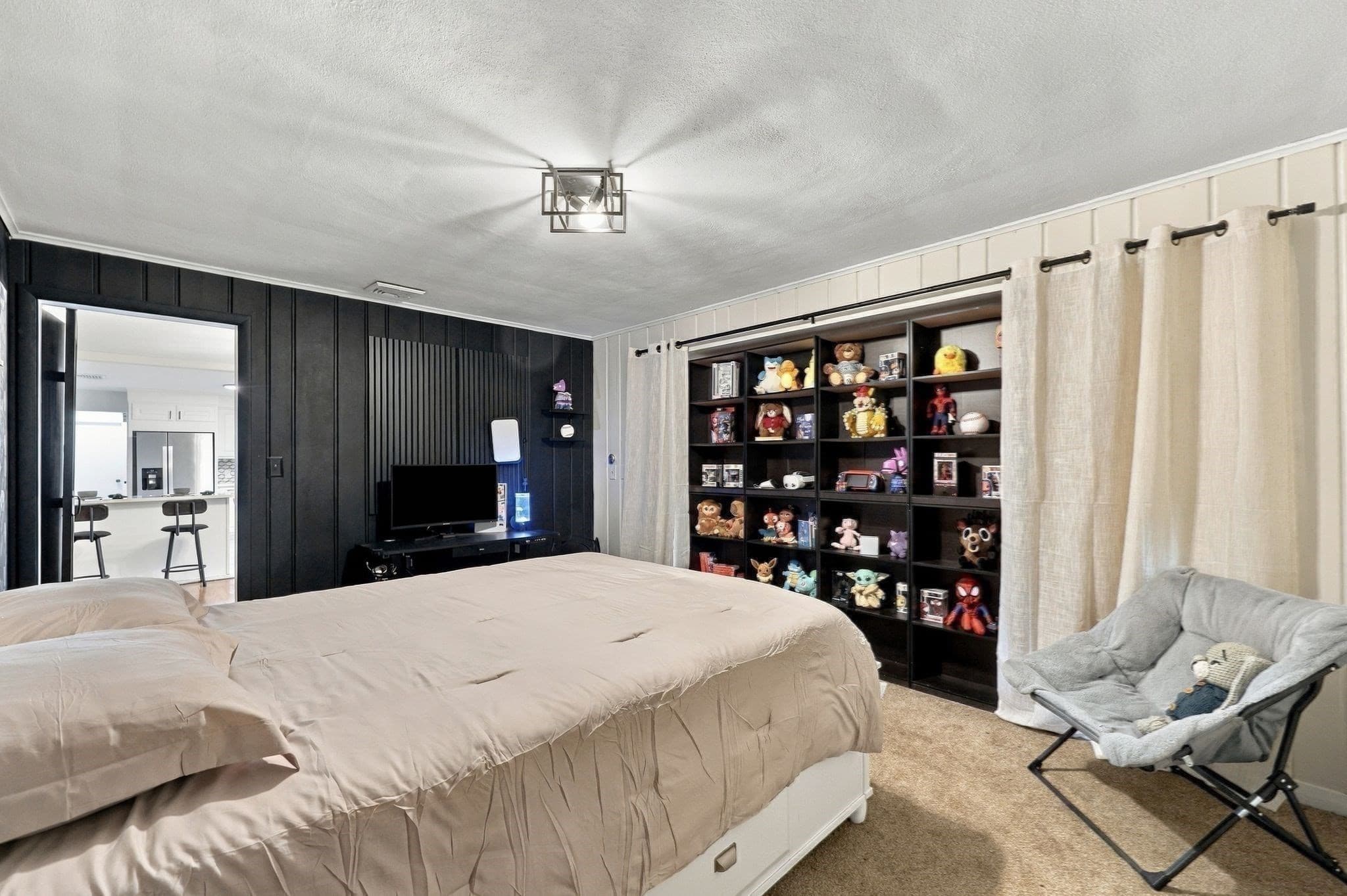 Single Family Residence at 17 Oakridge St, Ludlow MA 01056, Ludlow, photo 21 of 33