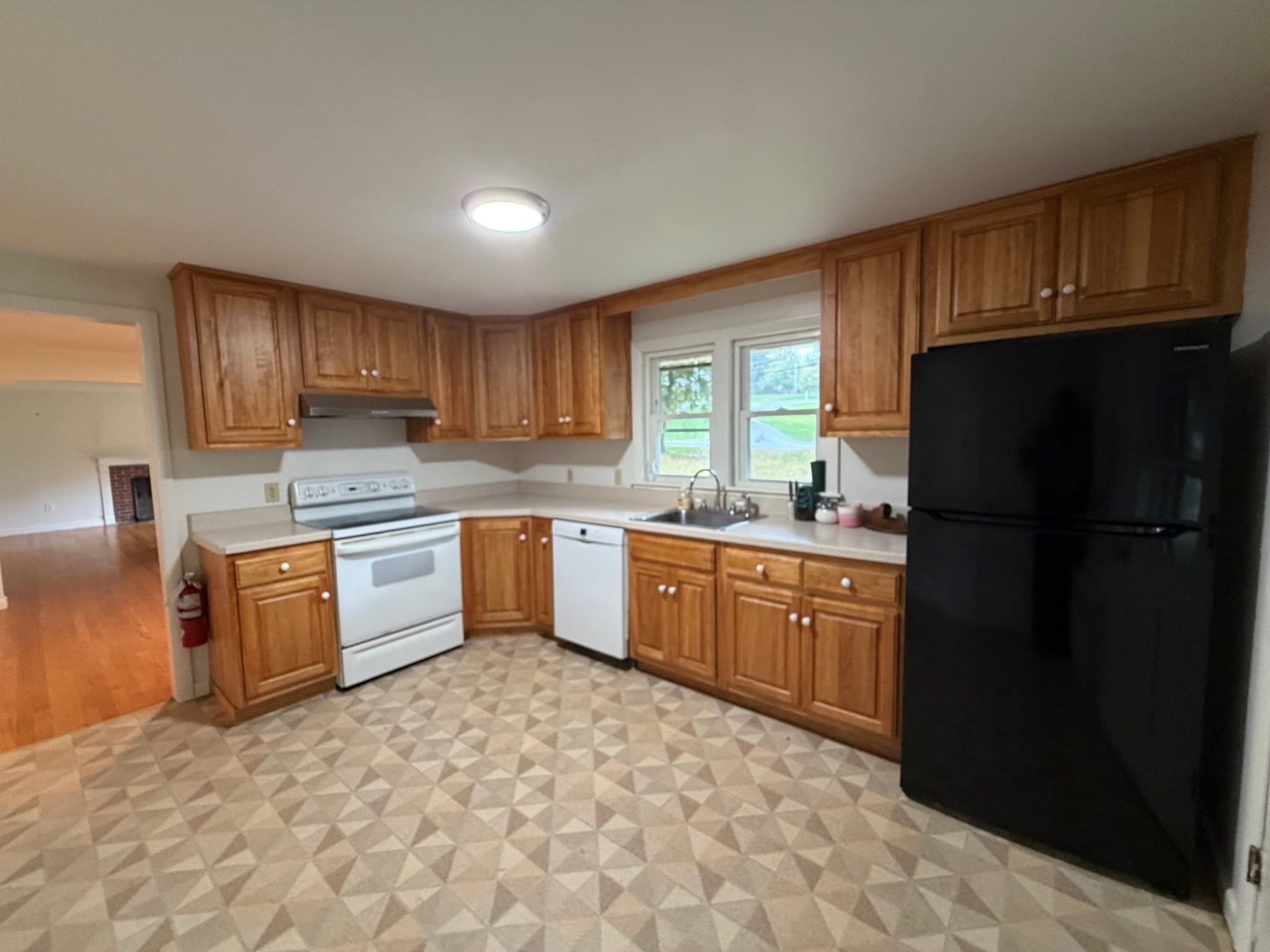 Single Family Residence at 602 Bernardston Rd, Greenfield MA 01301, Greenfield, photo 8 of 24