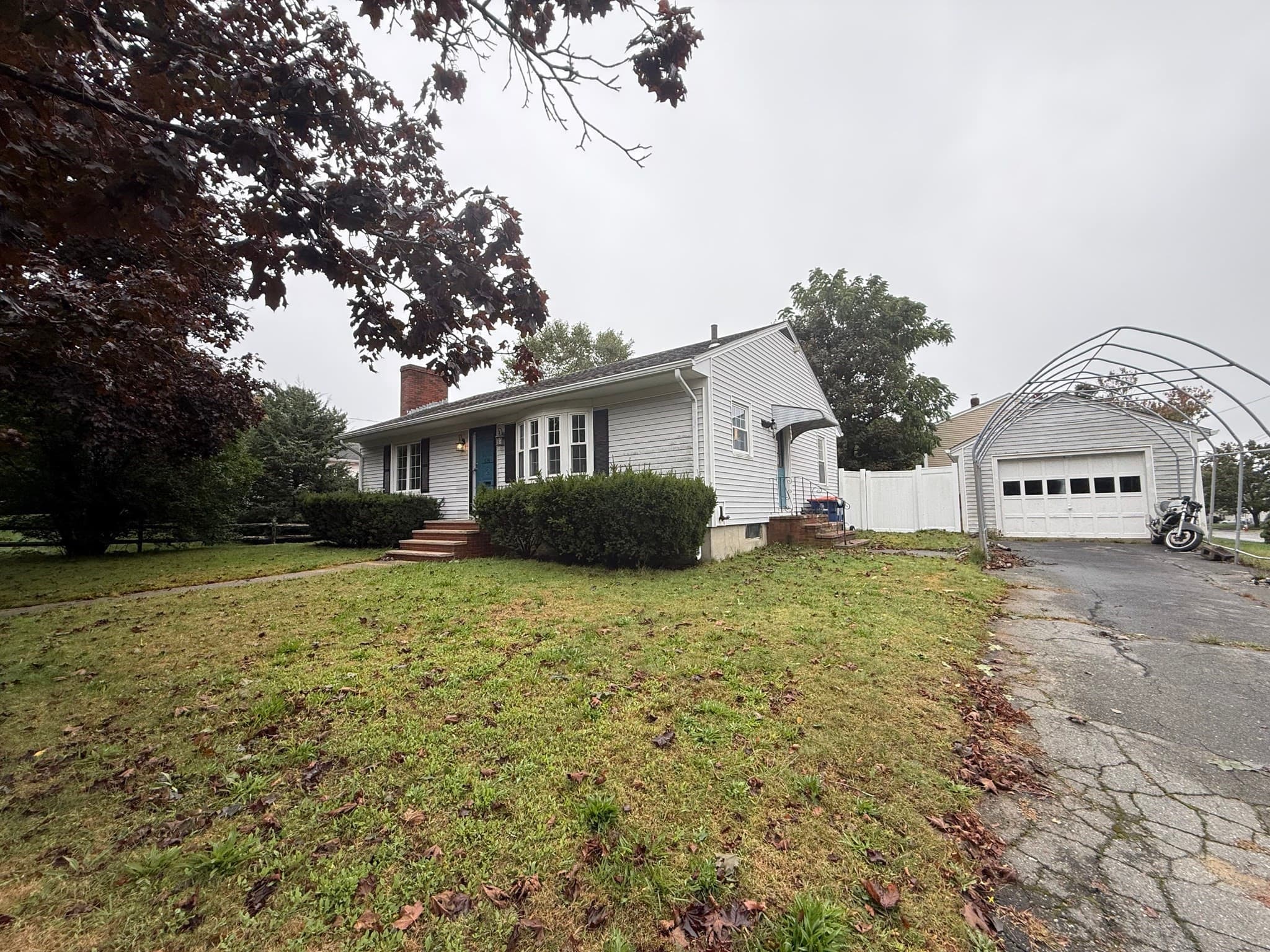 Single Family Residence at 114 Rockway St, New Bedford MA 02740, New Bedford, photo 2 of 13