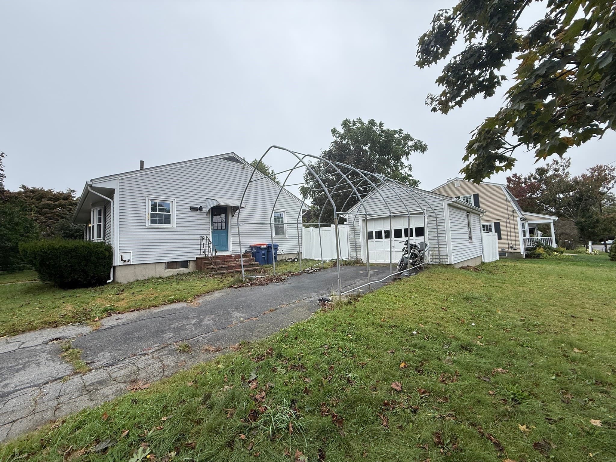 Single Family Residence at 114 Rockway St, New Bedford MA 02740, New Bedford, photo 4 of 13