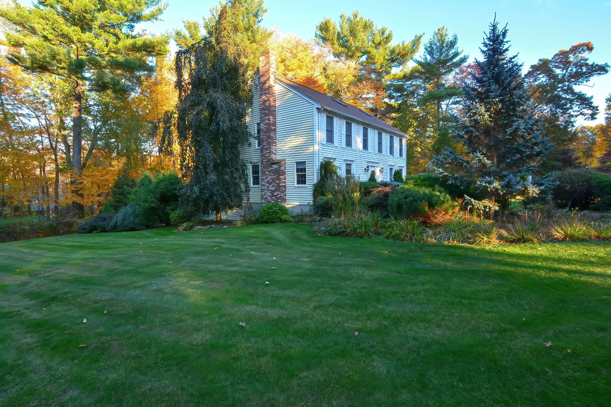 Single Family Residence at 8 Greybirch Rd, Andover MA 01810, Andover, photo 2 of 42