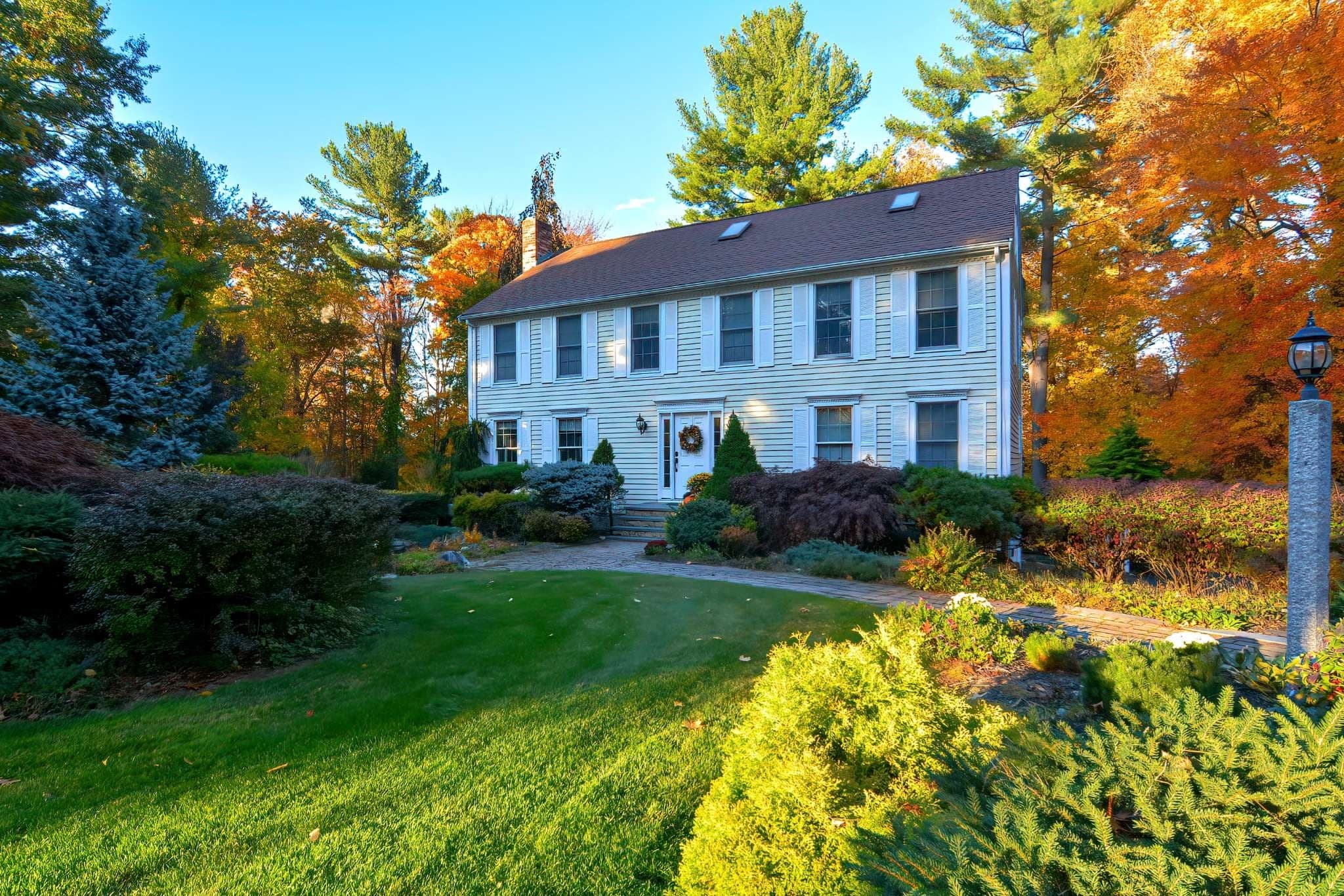 Single Family Residence at 8 Greybirch Rd, Andover MA 01810, Andover, photo 15 of 42