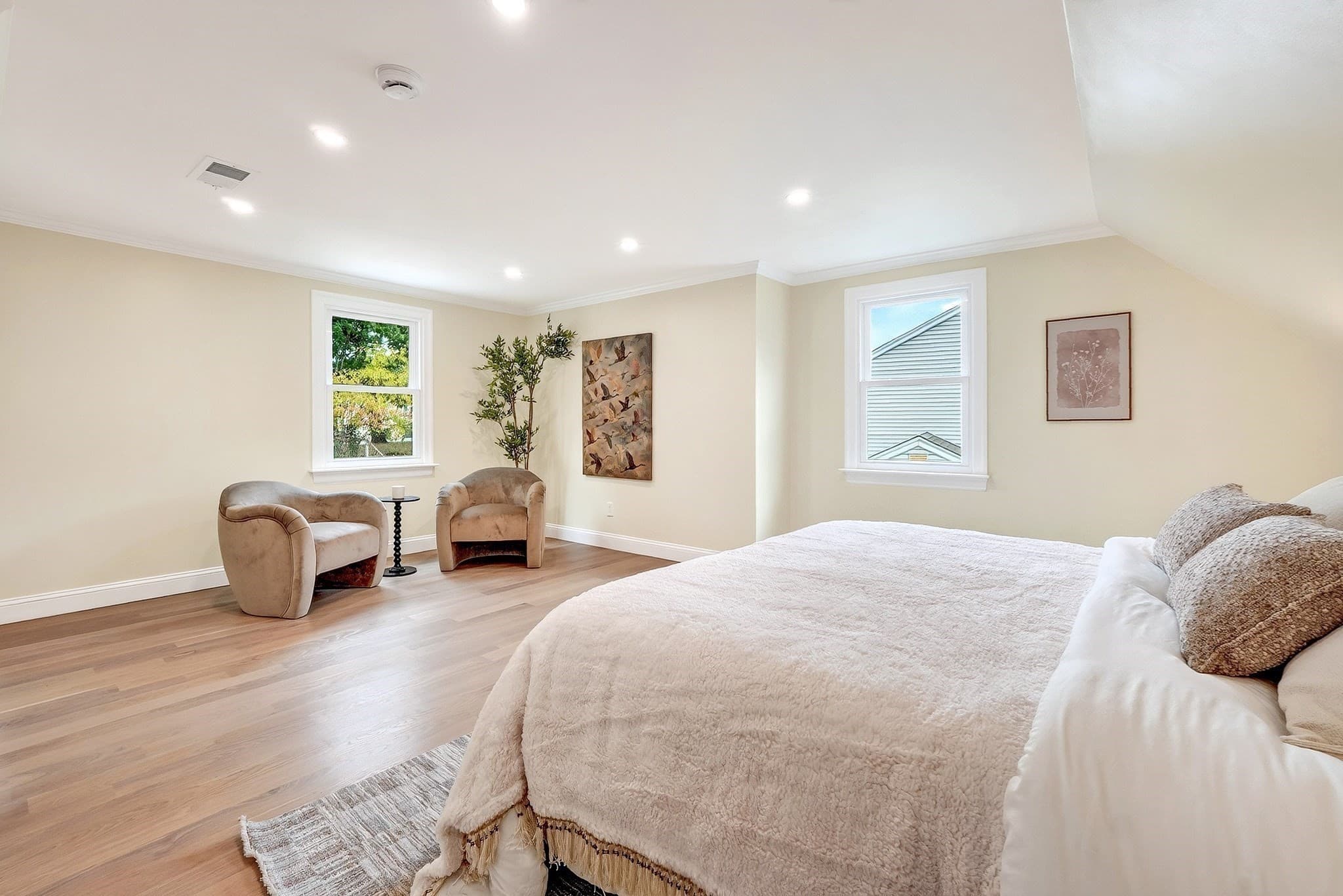 Single Family Residence at 107 Woodley Ave, Boston MA 02132, Boston, photo 17 of 38