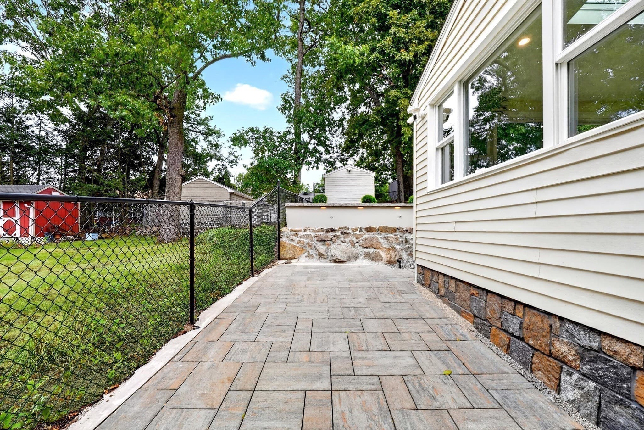 Single Family Residence at 107 Woodley Ave, Boston MA 02132, Boston, photo 32 of 38