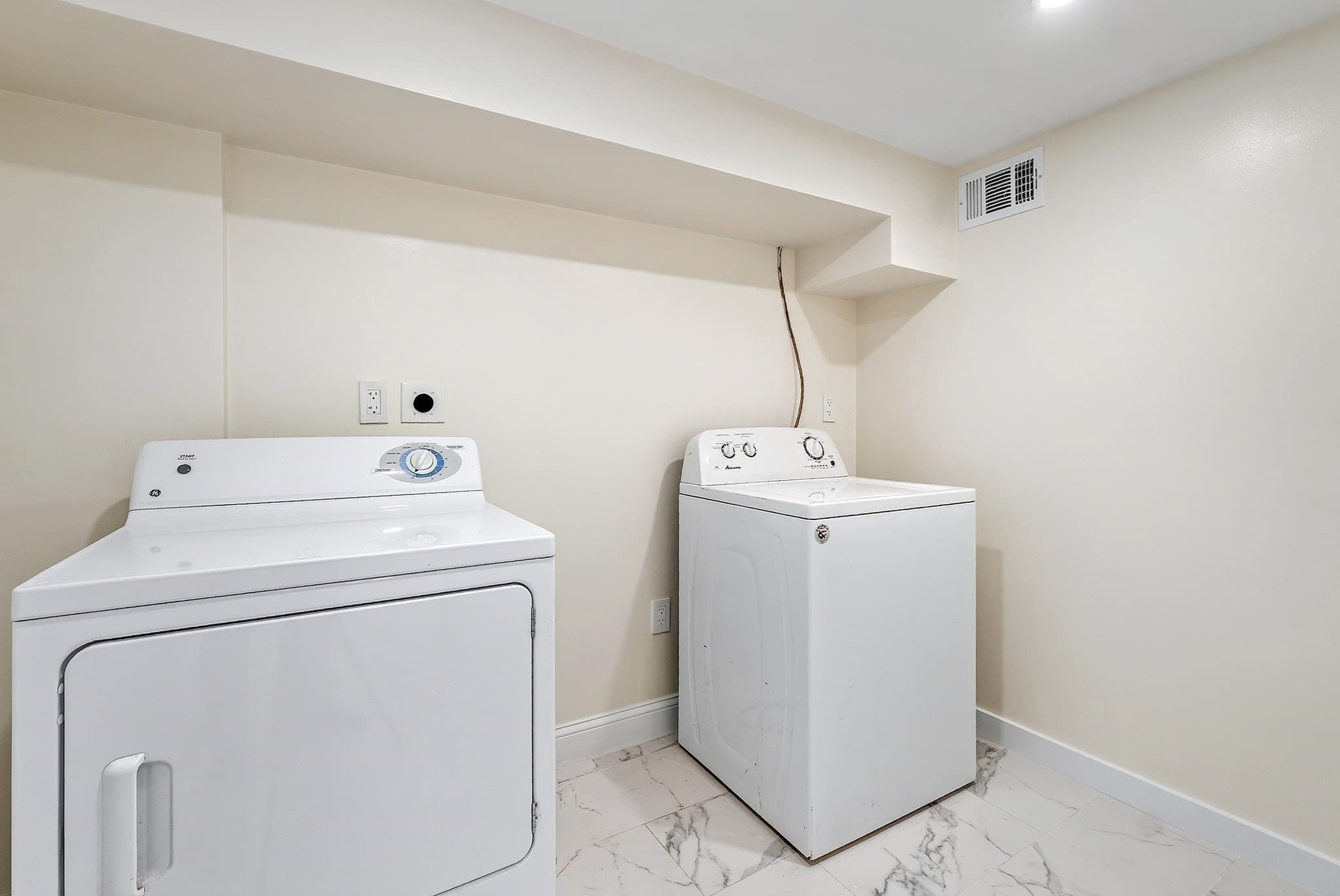 Single Family Residence at 107 Woodley Ave, Boston MA 02132, Boston, photo 28 of 38