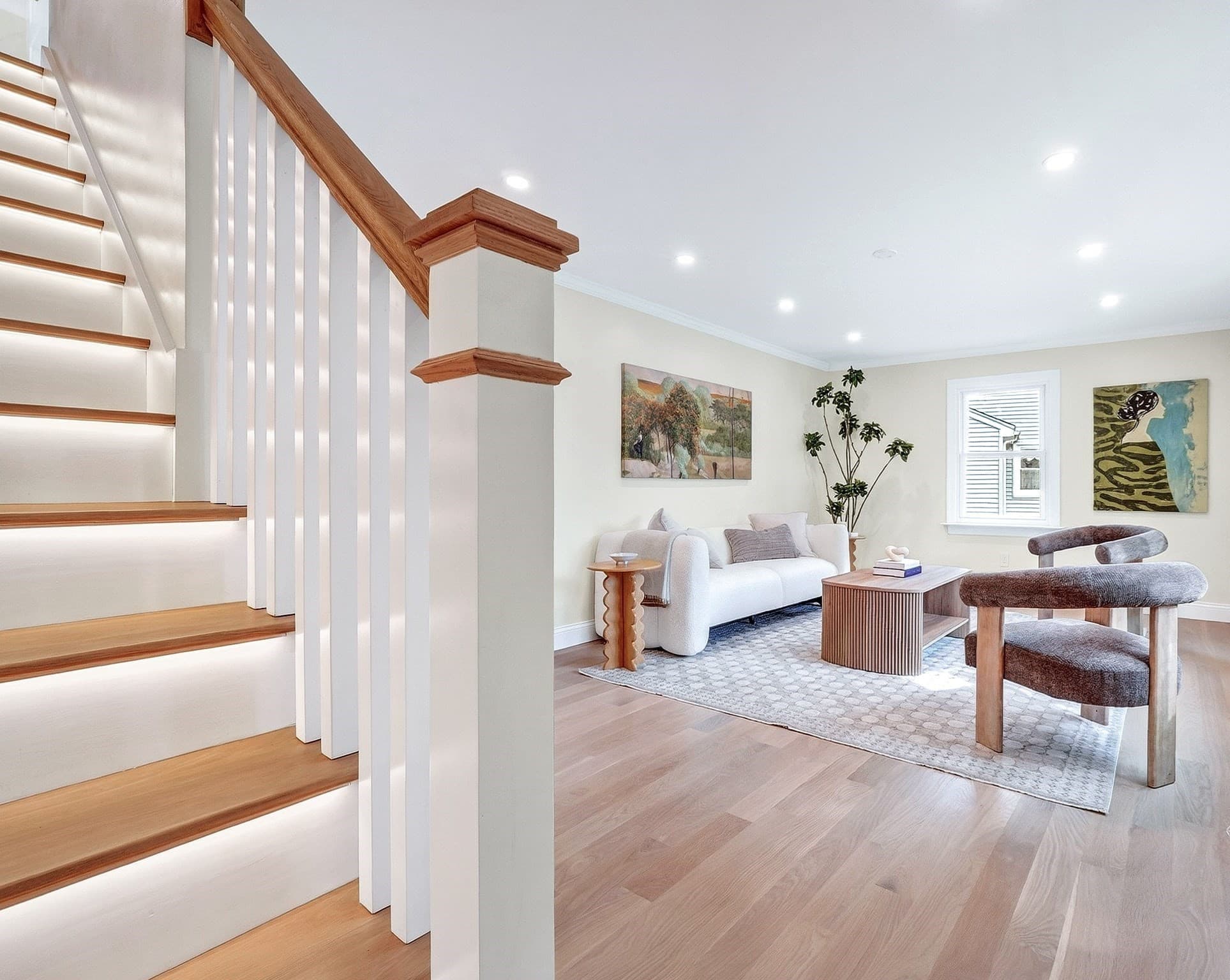 Single Family Residence at 107 Woodley Ave, Boston MA 02132, Boston, photo 4 of 38