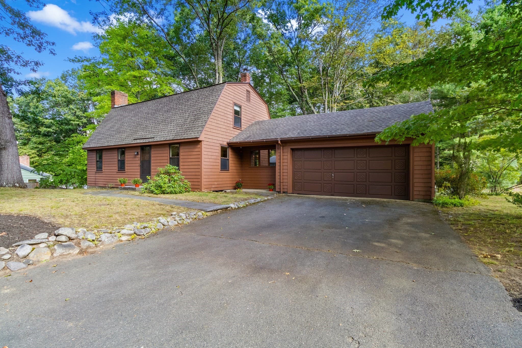 Single Family Residence at 8 Ethelyn Cir, Maynard MA 01754, Maynard, photo 3 of 38
