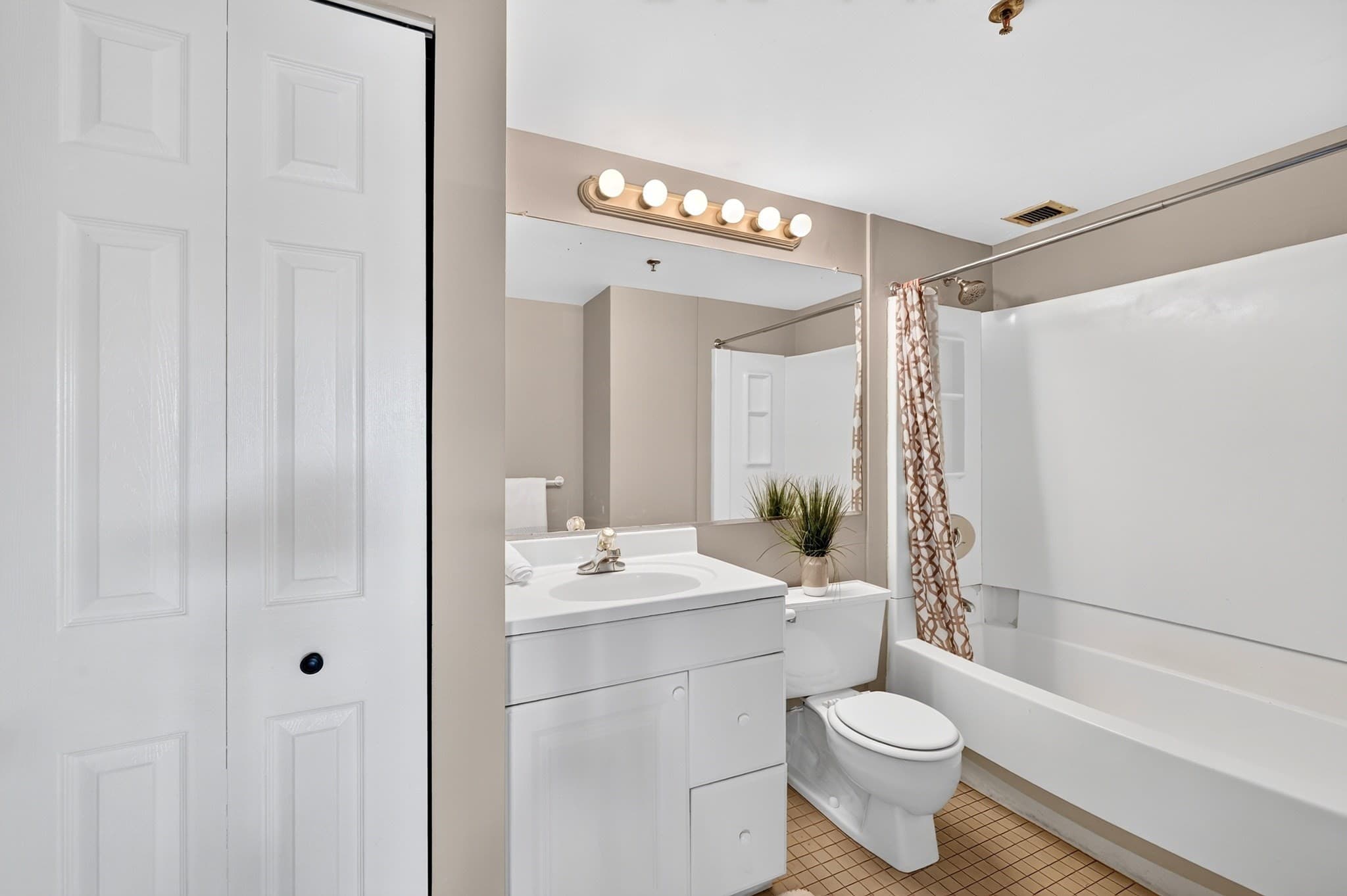 Condominium at 15 N Beacon St # U316, Boston MA 02134, Boston, photo 8 of 19