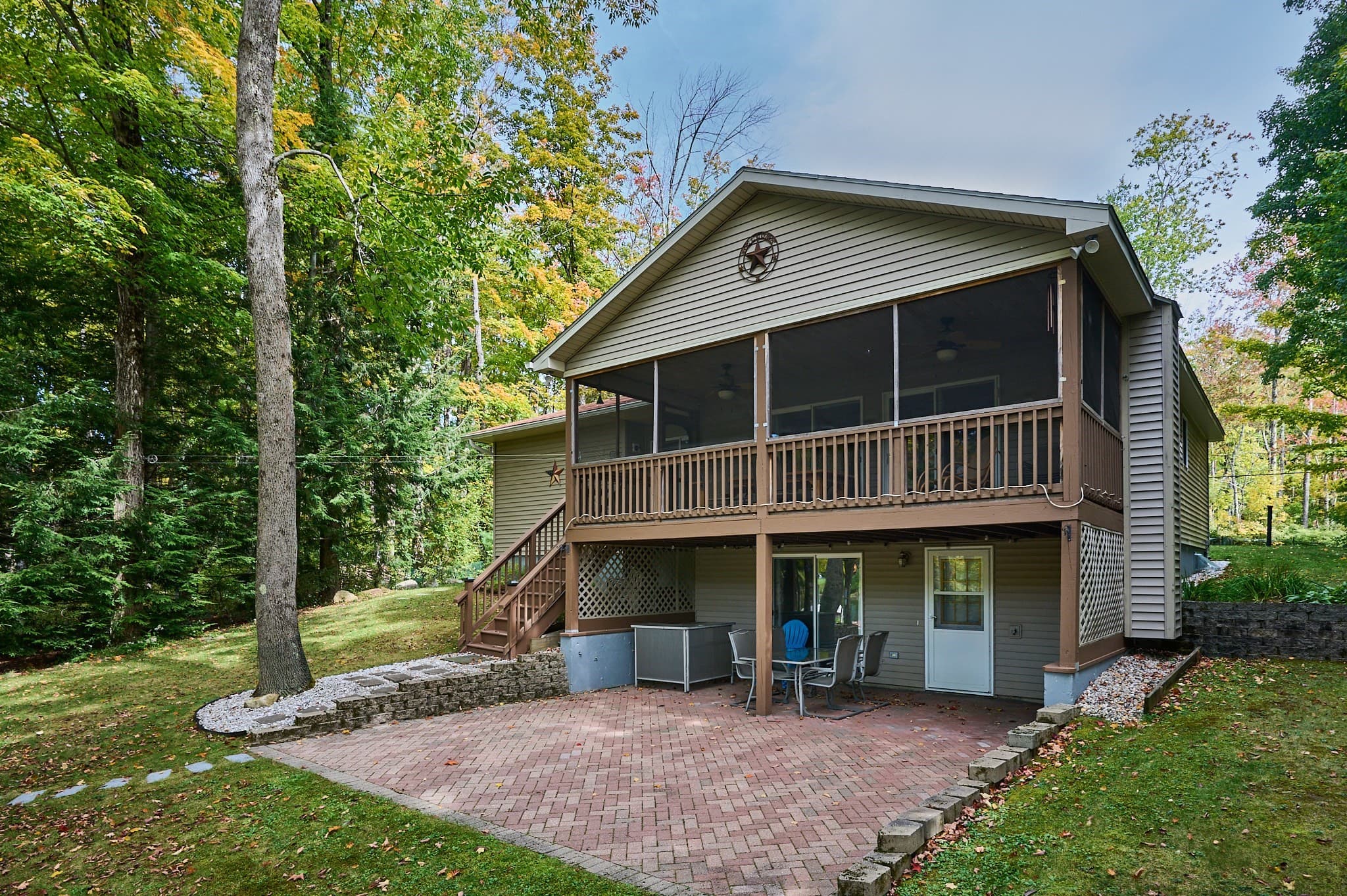 Single Family Residence at 126 Alan A Dale Dr., Becket MA 01223, Becket, photo 21 of 31