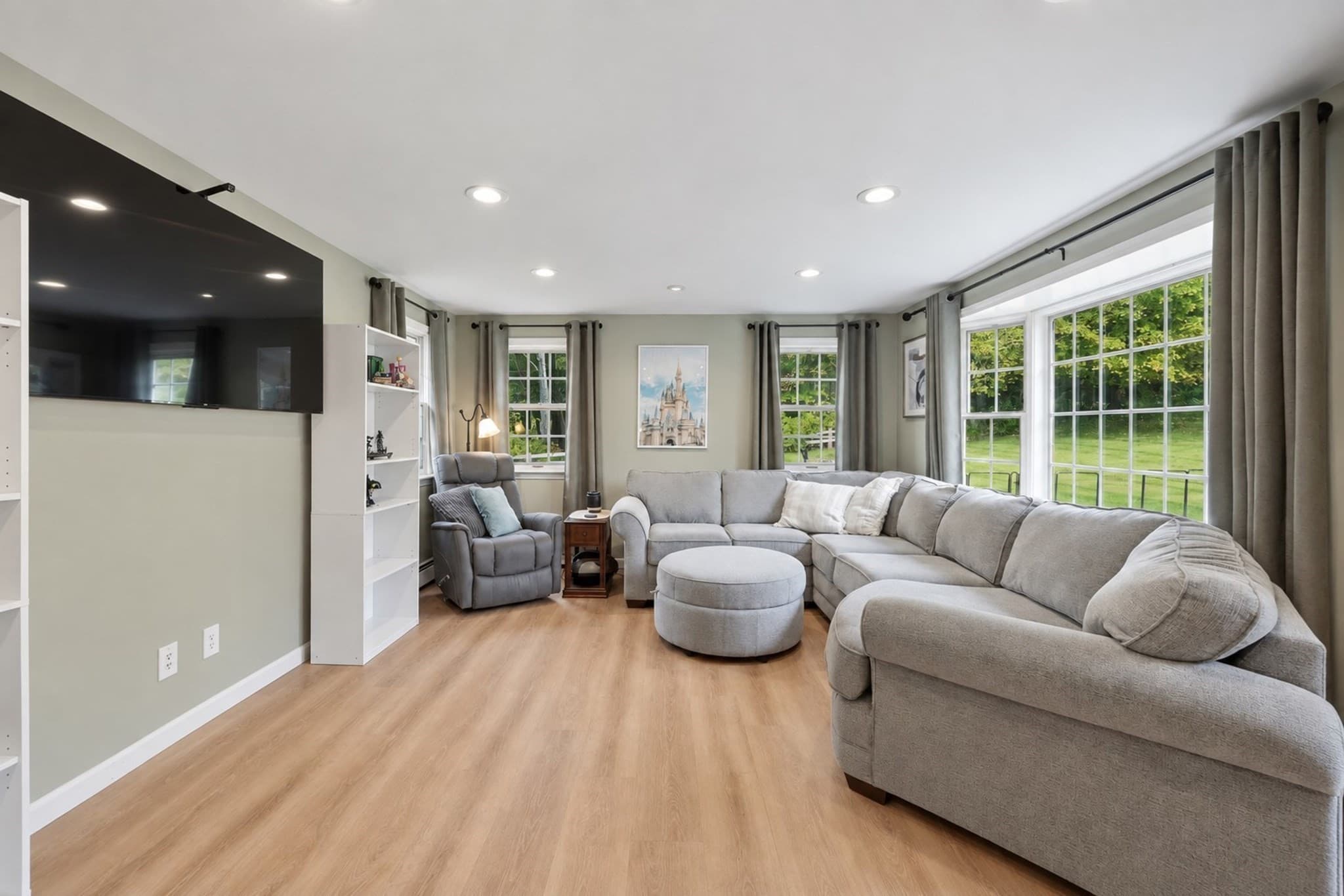 Single Family Residence at 107 Cedar St, Sturbridge MA 01518, Sturbridge, photo 12 of 40