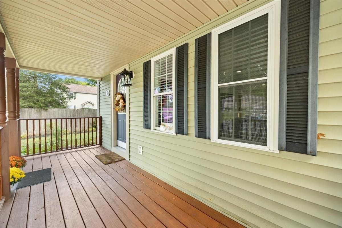 Single Family Residence at 421 North Main Street, Raynham MA 02767, Raynham, photo 7 of 34