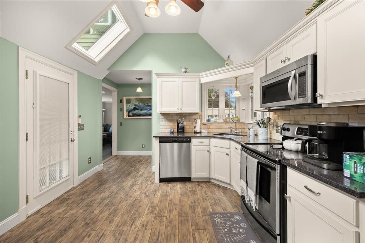 Single Family Residence at 421 North Main Street, Raynham MA 02767, Raynham, photo 14 of 34