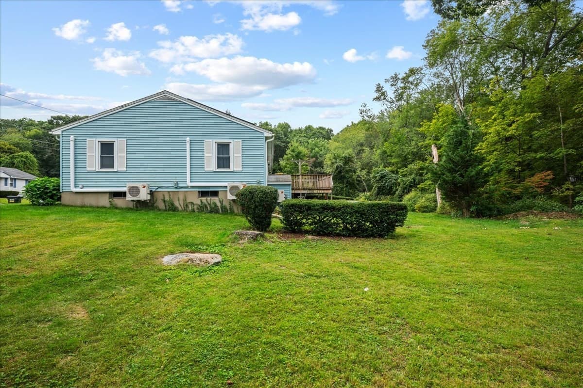 Single Family Residence at 3 Vine St, Webster MA 01570, Webster, photo 2 of 25