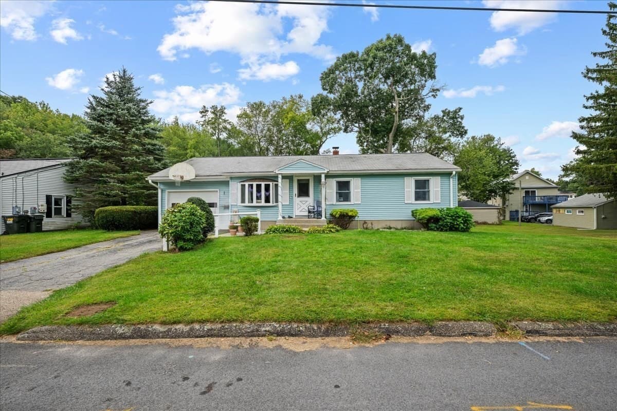Single Family Residence at 3 Vine St, Webster MA 01570, Webster, photo 18 of 25