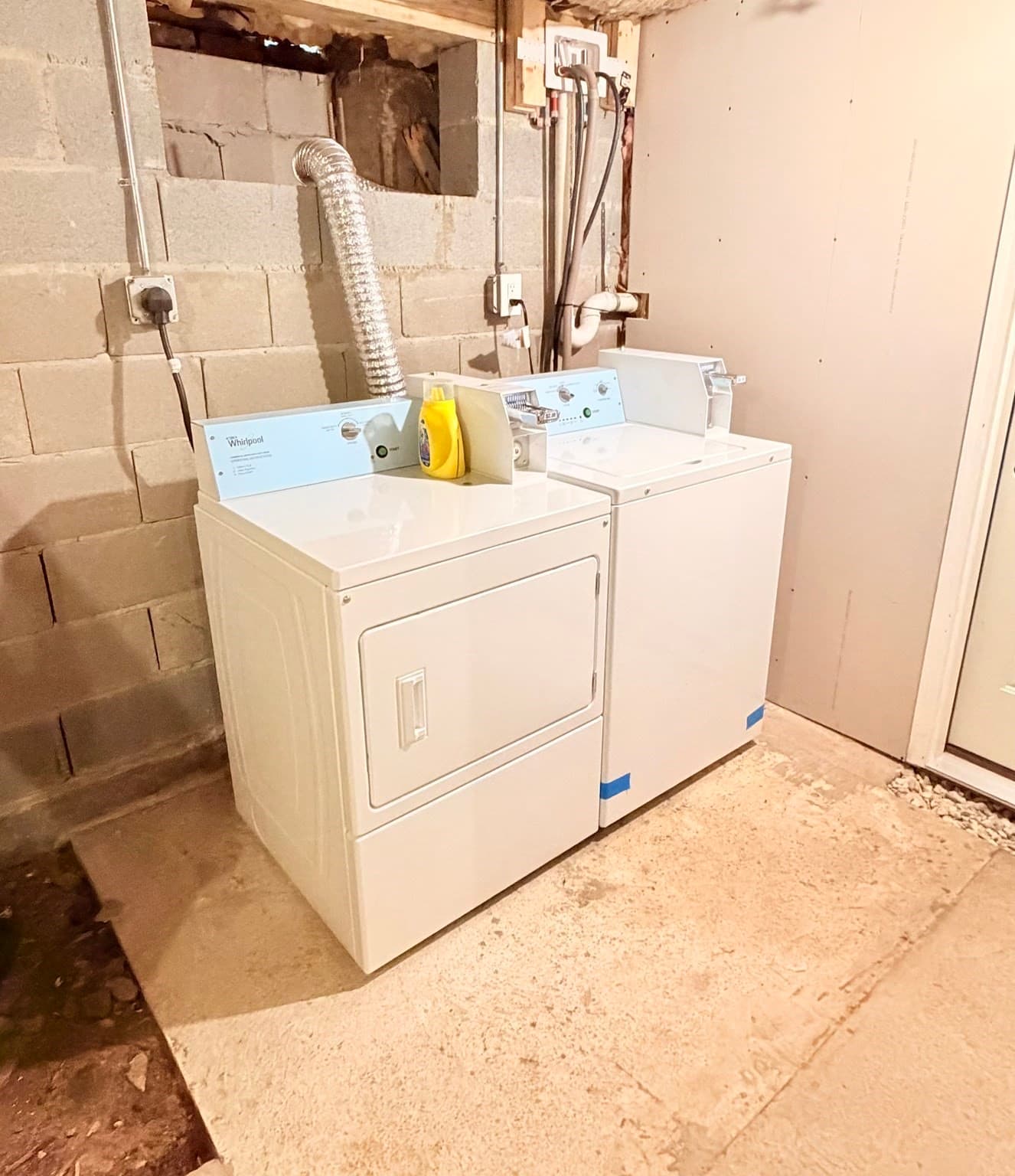 3 Family - 3 Units Up/Down at 50 Chapel St, Leicester MA 01611, Leicester, photo 23 of 24