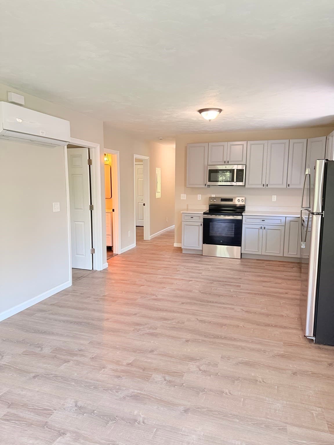3 Family - 3 Units Up/Down at 50 Chapel St, Leicester MA 01611, Leicester, photo 10 of 24