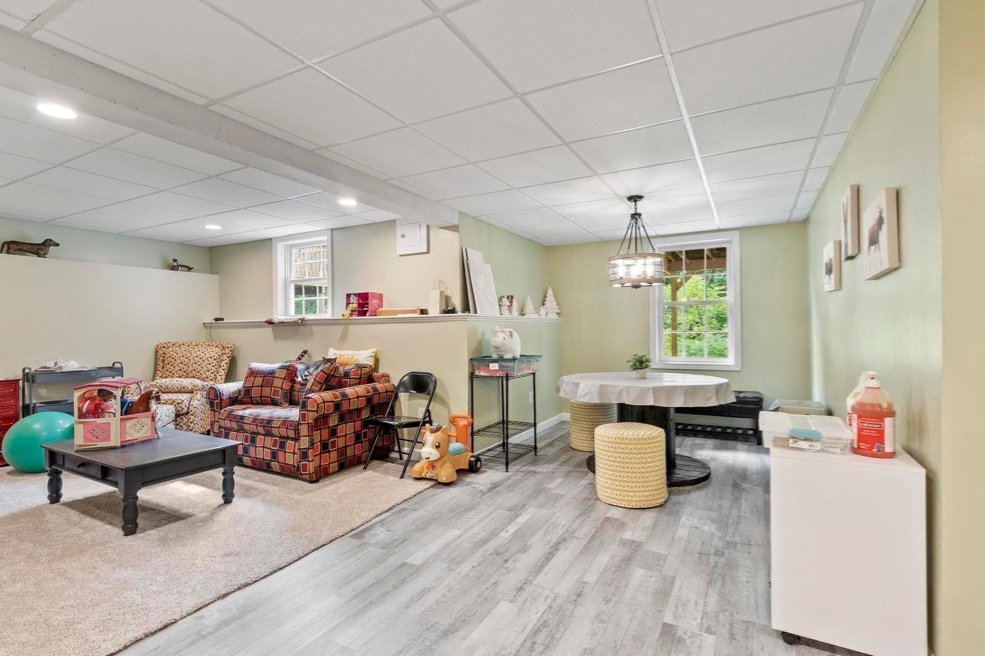 Condominium at 131 Ariel Circle # 131, Sutton MA 01590, Sutton, photo 23 of 32