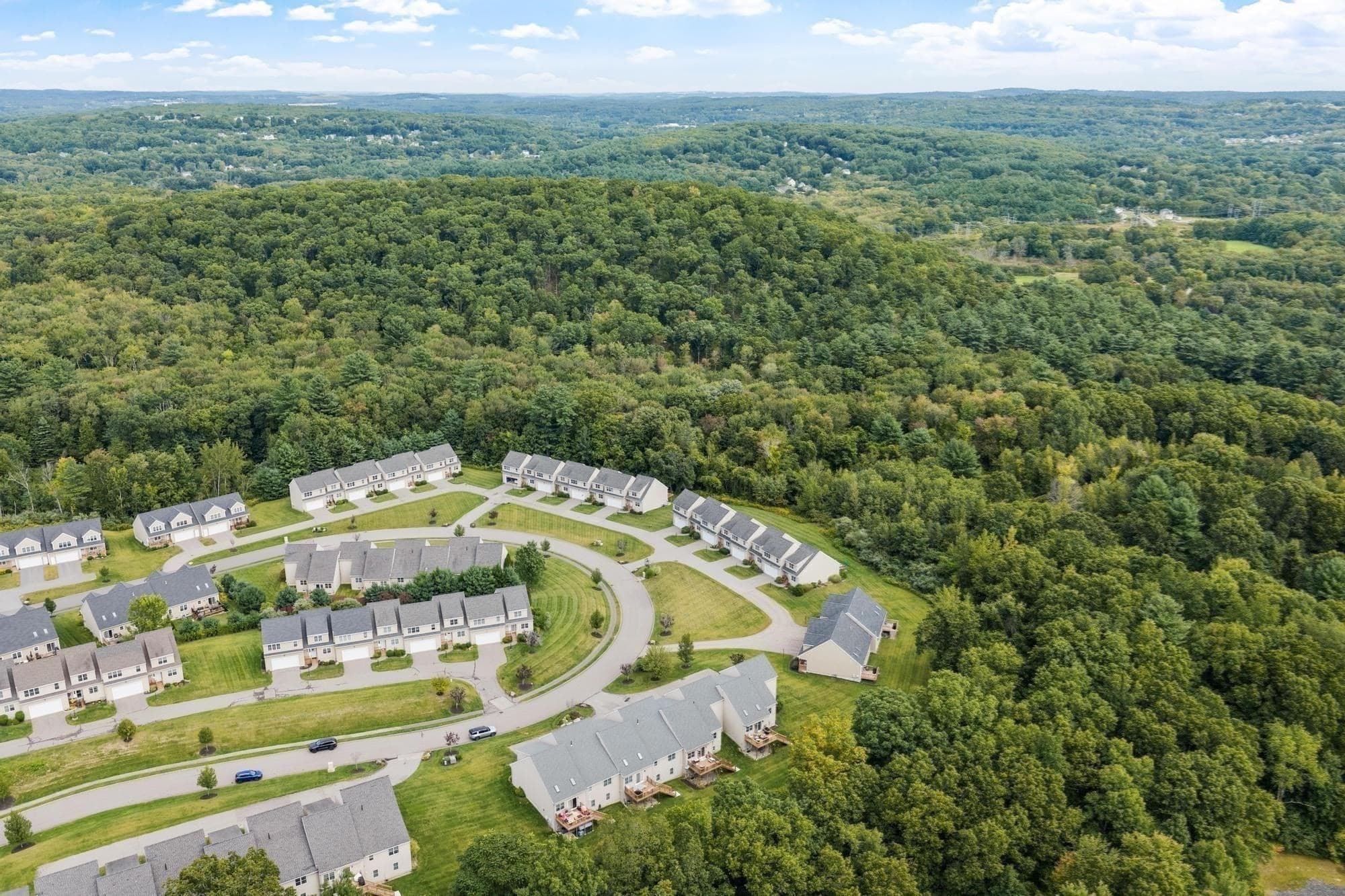 Condominium at 131 Ariel Circle # 131, Sutton MA 01590, Sutton, photo 30 of 32