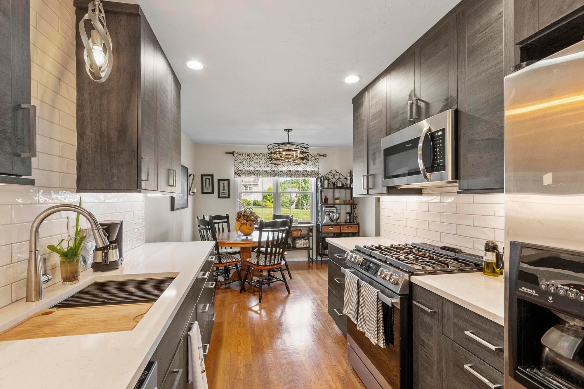 Condominium at 131 Ariel Circle # 131, Sutton MA 01590, Sutton, photo 8 of 32