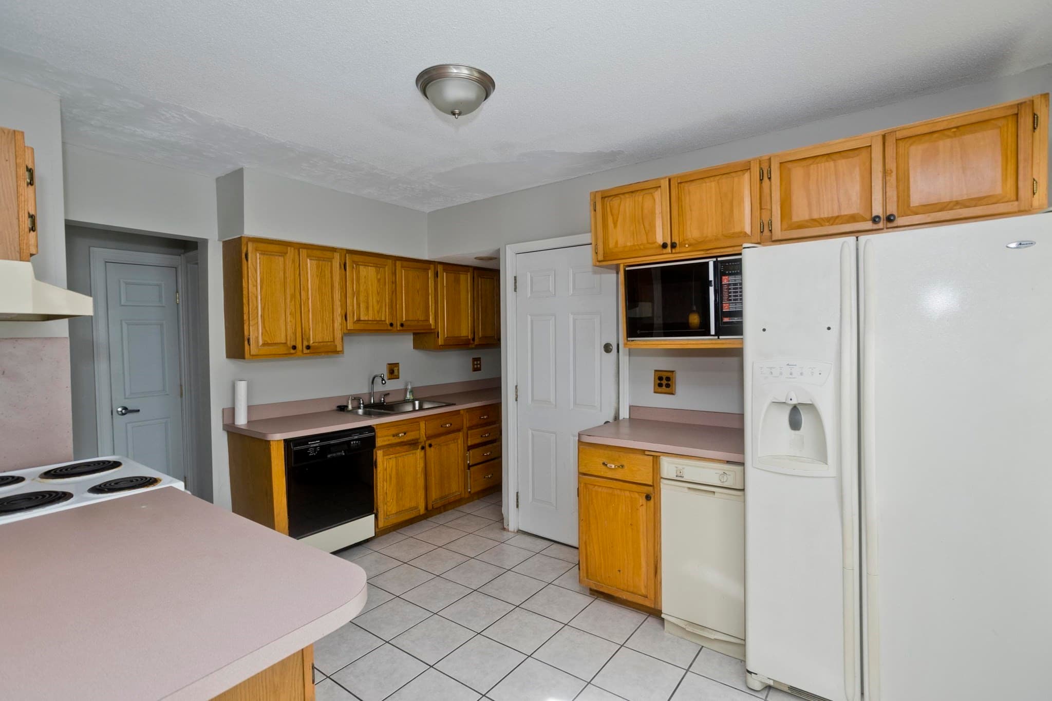 Multi Family at 81-83 Chestnut Street, Springfield MA 01151, Springfield, photo 6 of 27