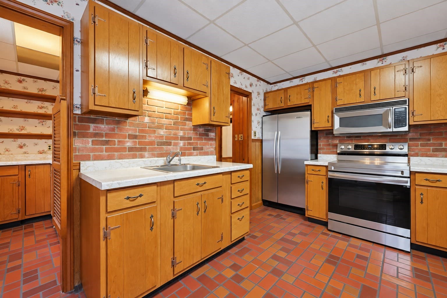 Multi Family at 16 Kearney St, Malden MA 02148, Malden, photo 26 of 38
