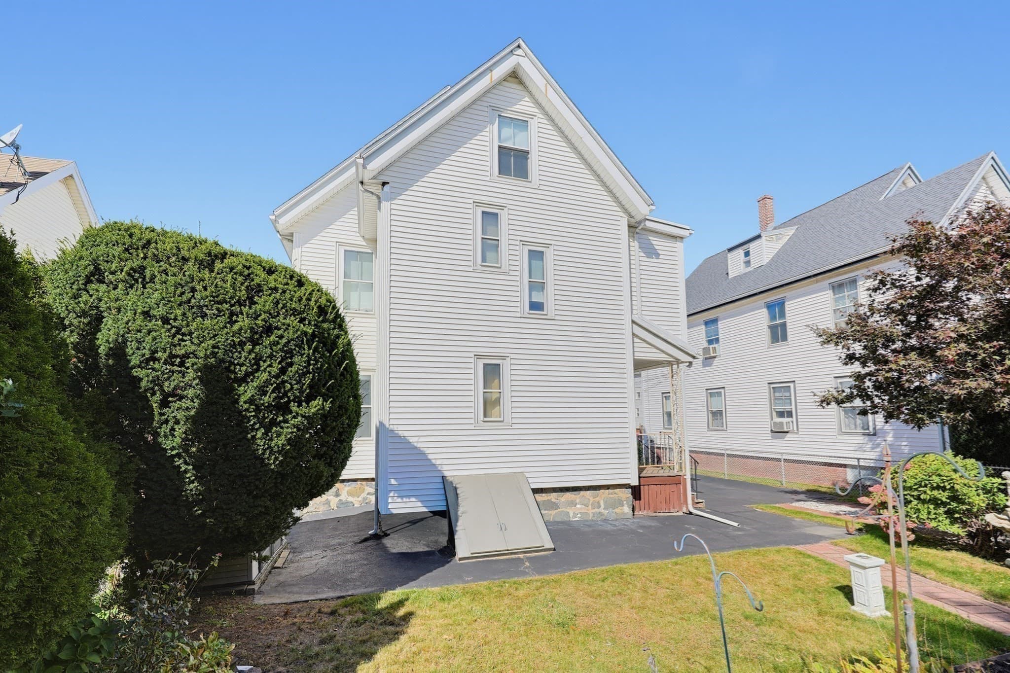 Multi Family at 16 Kearney St, Malden MA 02148, Malden, photo 38 of 38