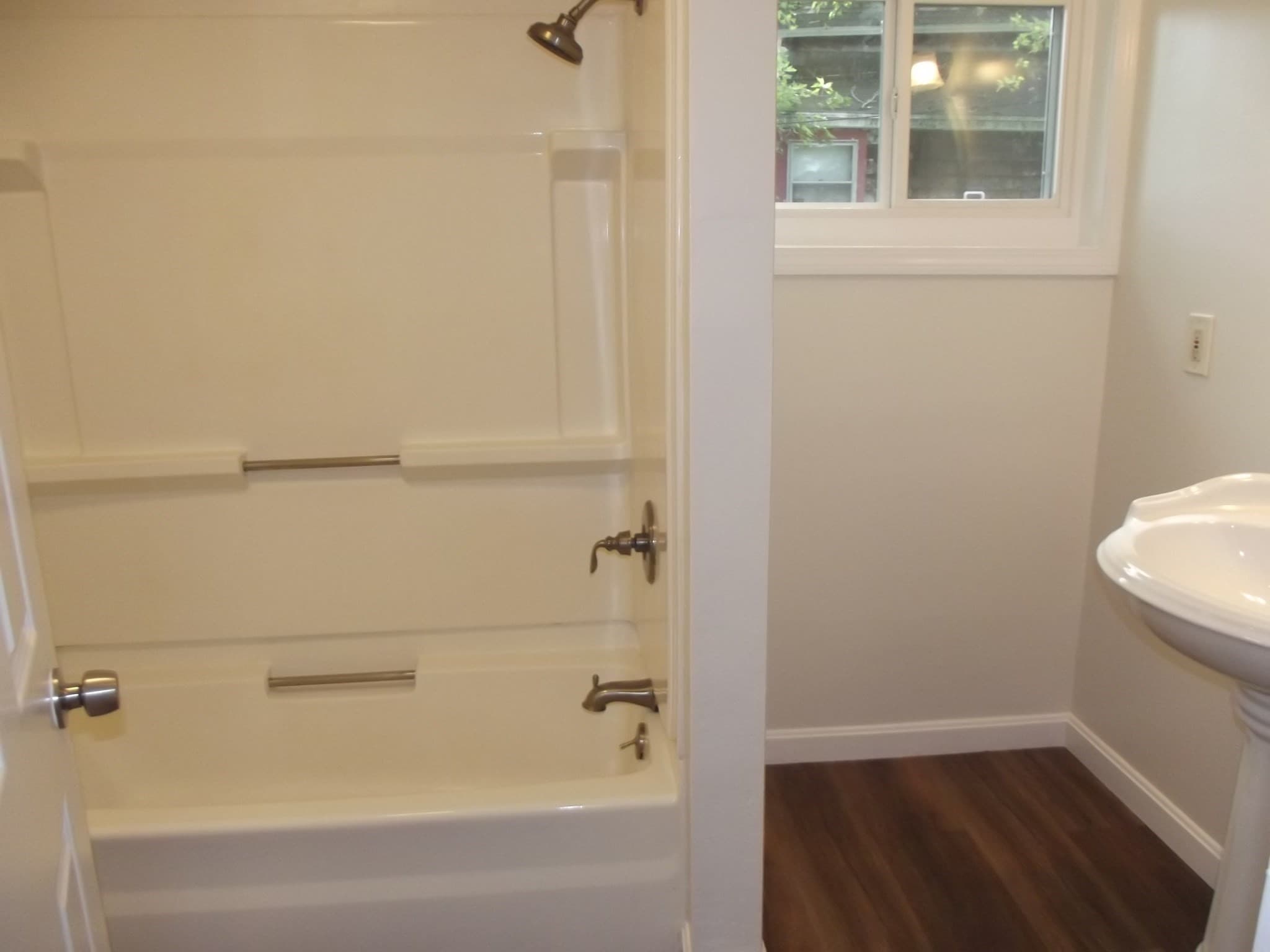 Single Family Residence at 27 Elizabeth St, Lunenburg MA 01462, Lunenburg, photo 17 of 24