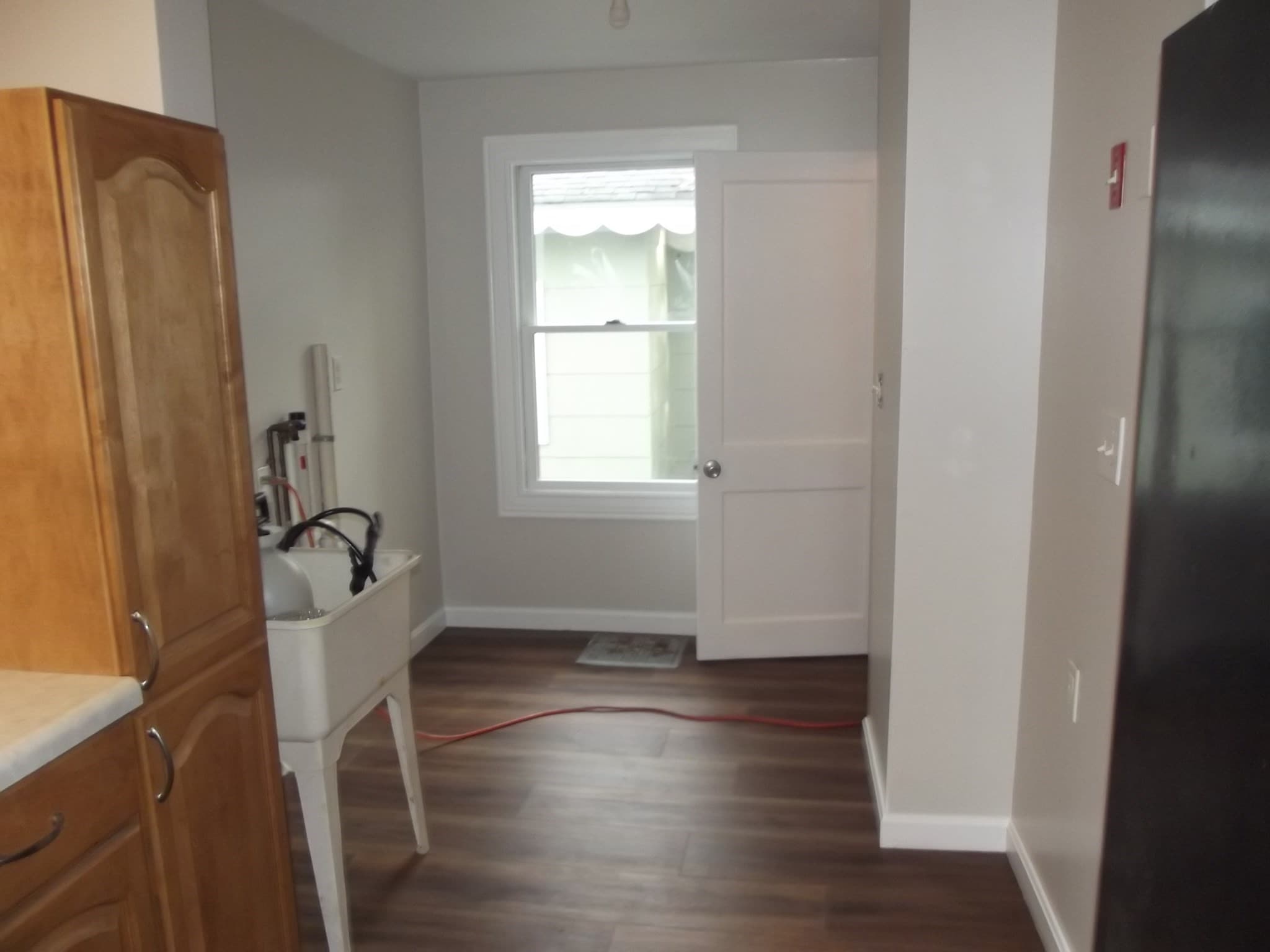 Single Family Residence at 27 Elizabeth St, Lunenburg MA 01462, Lunenburg, photo 14 of 24