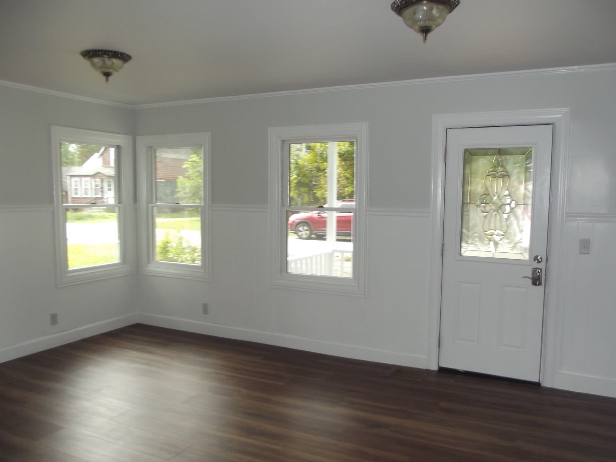 Single Family Residence at 27 Elizabeth St, Lunenburg MA 01462, Lunenburg, photo 11 of 24