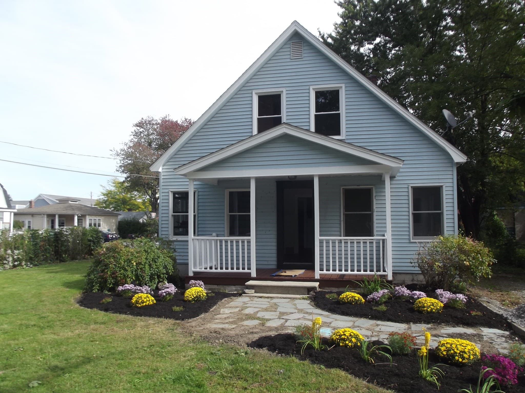 Single Family Residence at 27 Elizabeth St, Lunenburg MA 01462, Lunenburg, photo 4 of 24