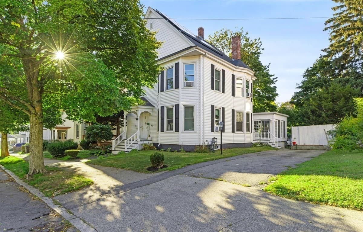 Single Family Residence at 33 Ninth Ave, Haverhill MA 01830, Haverhill, photo 2 of 39