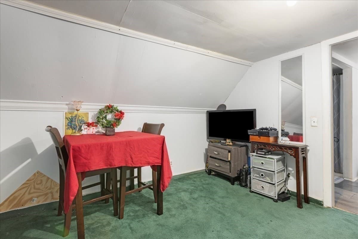 Single Family Residence at 33 Ninth Ave, Haverhill MA 01830, Haverhill, photo 28 of 39