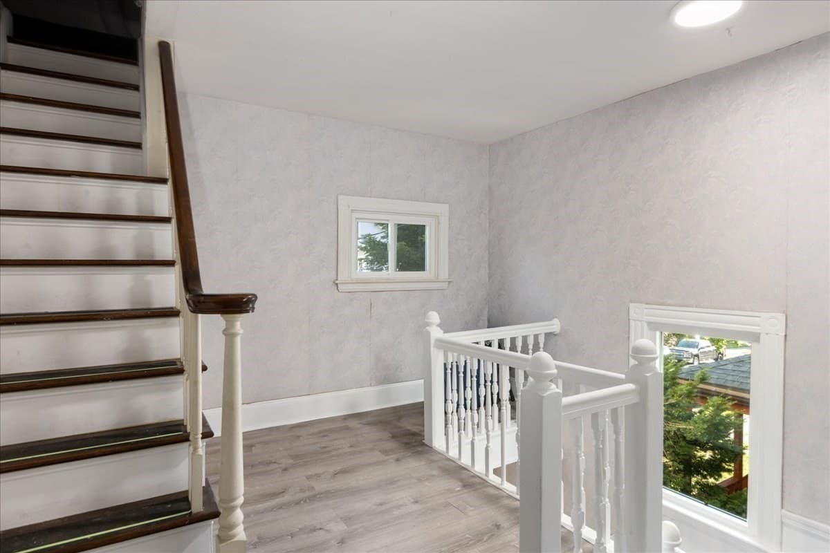 Single Family Residence at 33 Ninth Ave, Haverhill MA 01830, Haverhill, photo 18 of 39