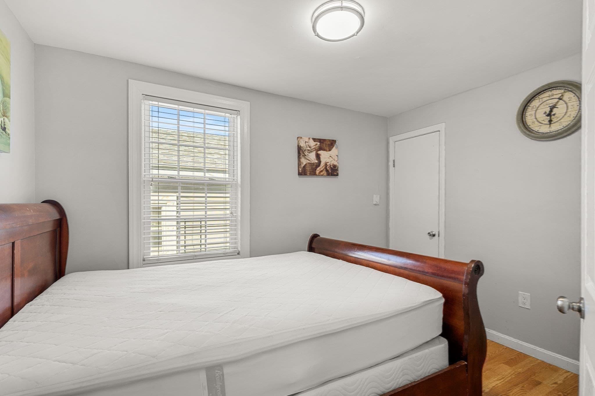 2 Family - 2 Units Side by Side at 50 Atlantic Avenue, Salisbury MA 01952, Salisbury, photo 13 of 40