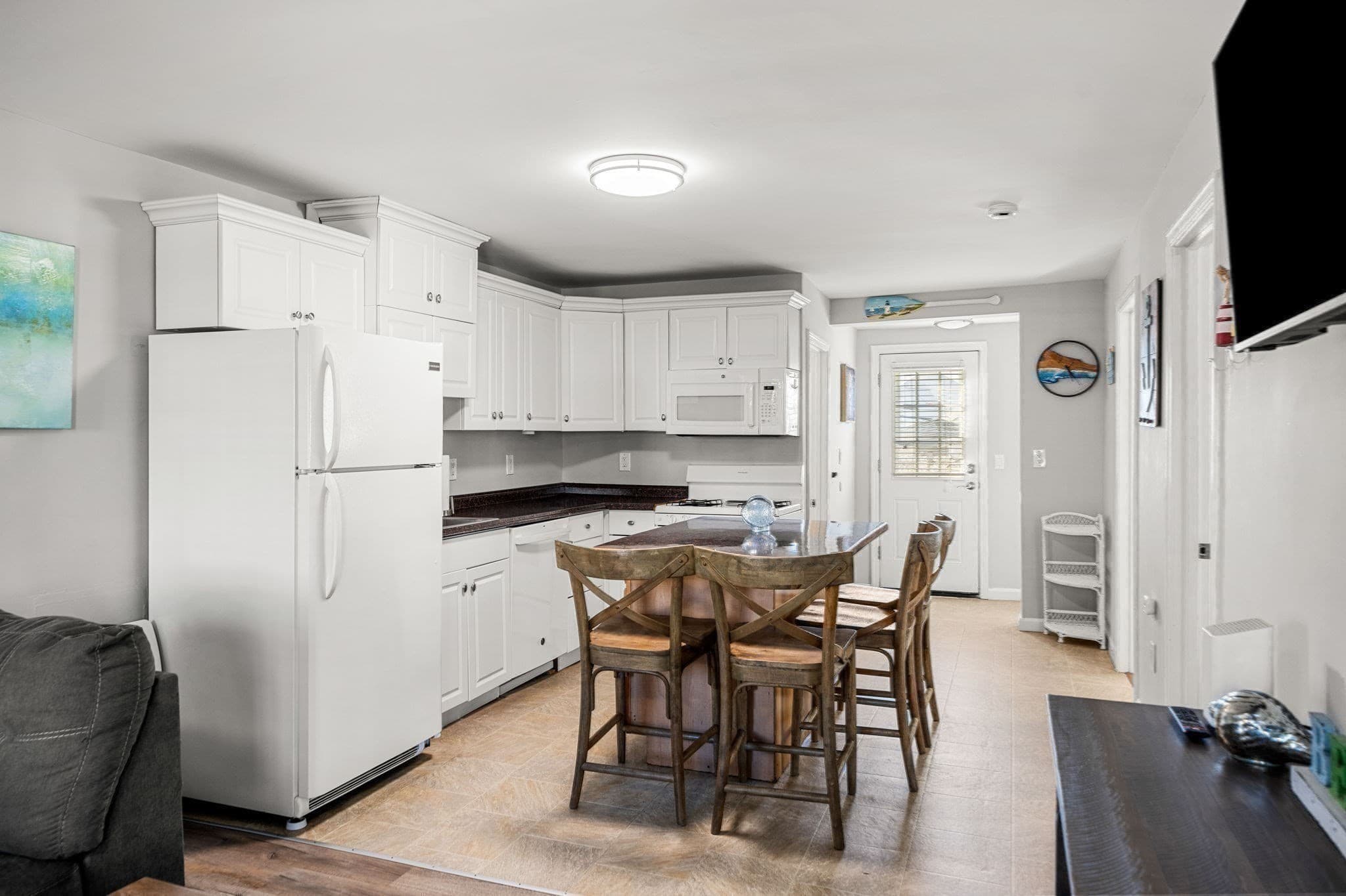 2 Family - 2 Units Side by Side at 50 Atlantic Avenue, Salisbury MA 01952, Salisbury, photo 8 of 40