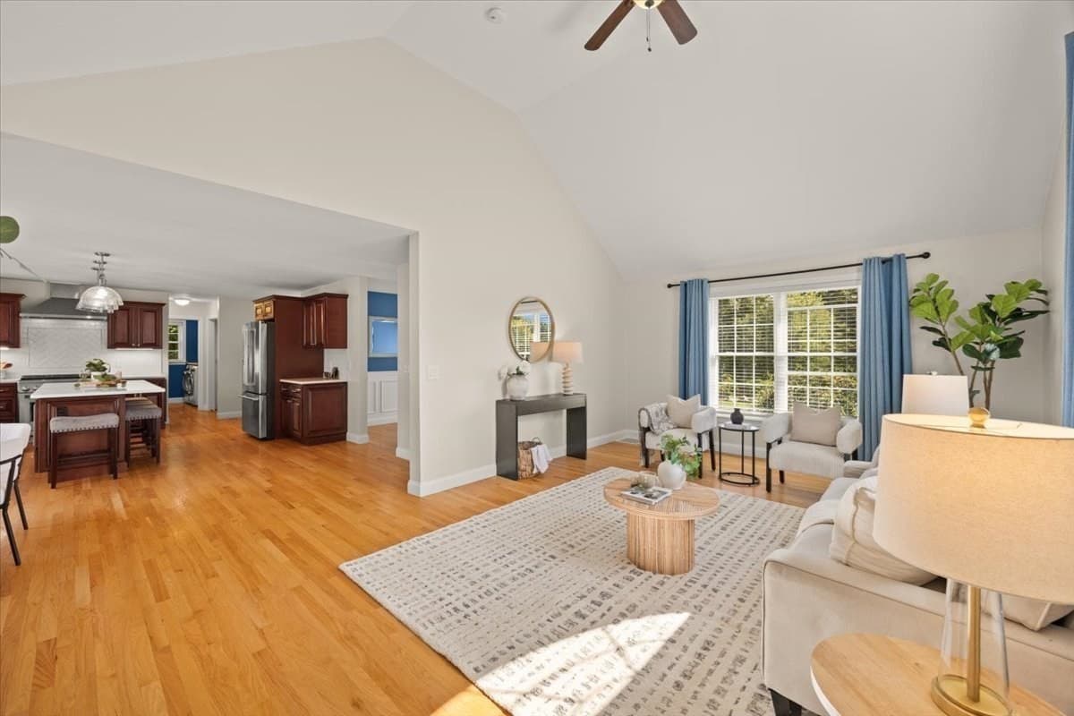 Single Family Residence at 4 Look Out Circle, Middleboro MA 02346, Middleboro, photo 16 of 42