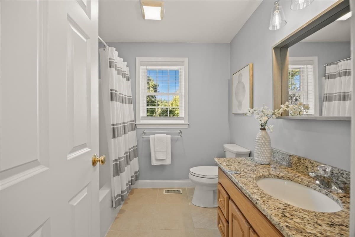 Single Family Residence at 4 Look Out Circle, Middleboro MA 02346, Middleboro, photo 36 of 42