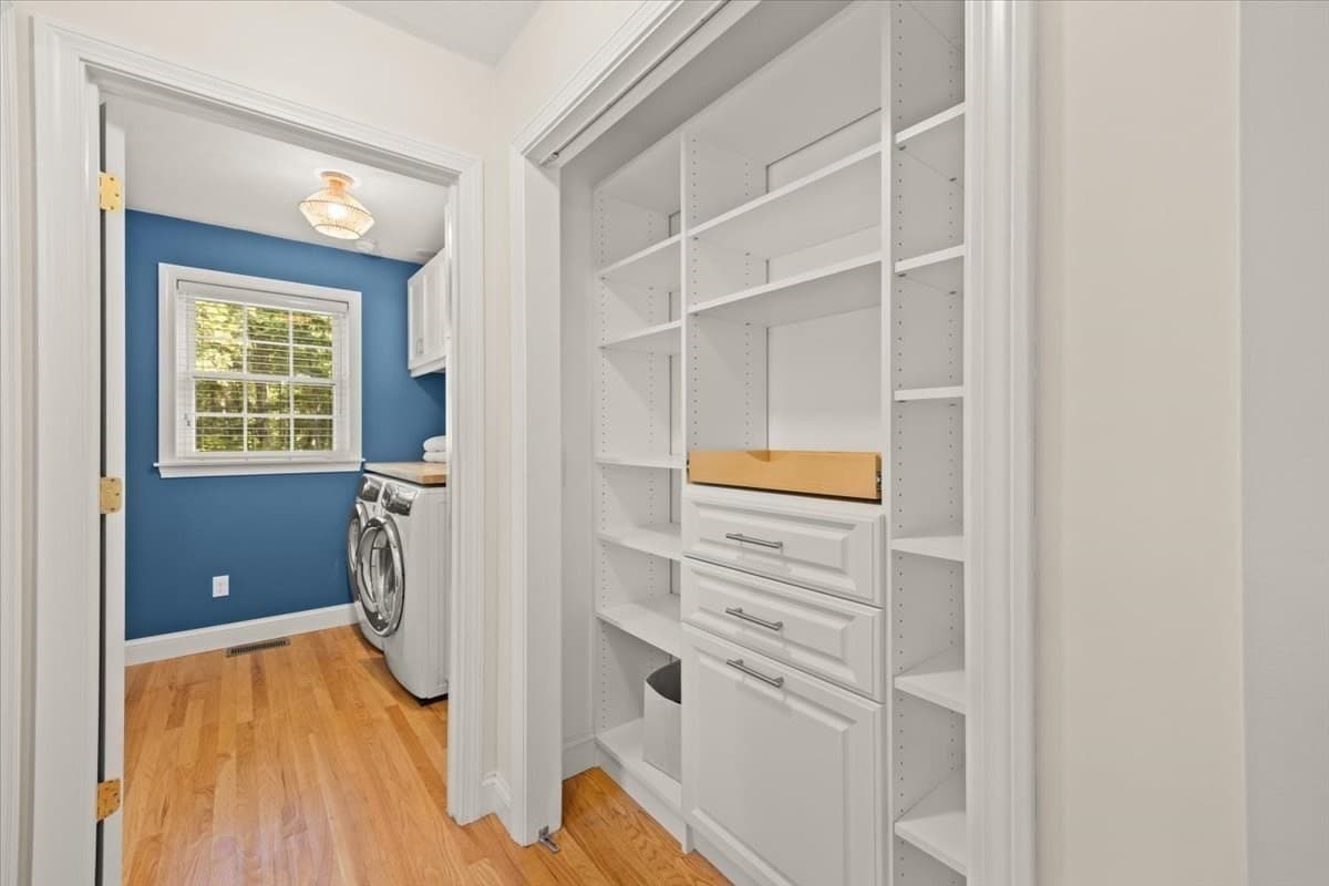 Single Family Residence at 4 Look Out Circle, Middleboro MA 02346, Middleboro, photo 24 of 42
